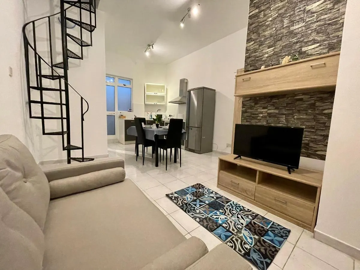 Balesa Property - Modern Duplex House In Central Sliema