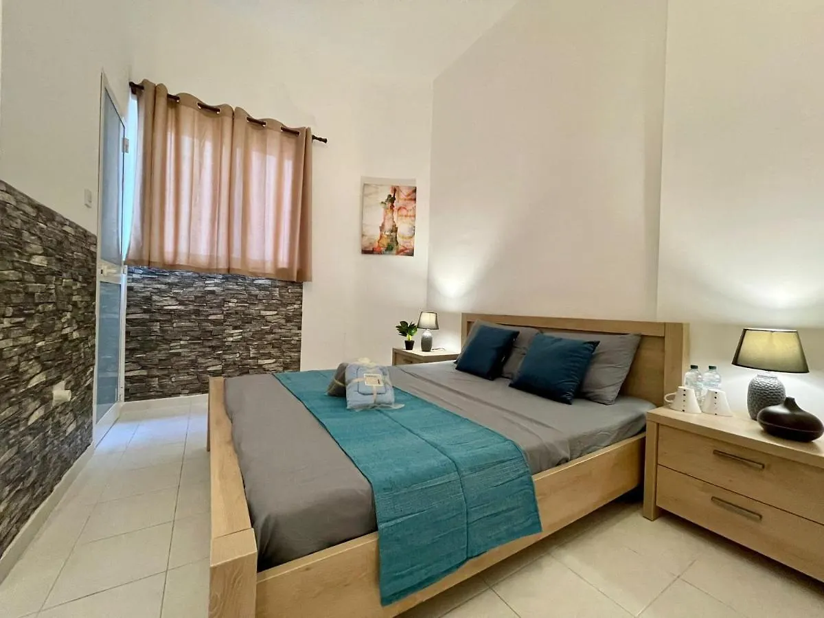 Apartment Balesa Property - Modern Duplex House In Central Sliema